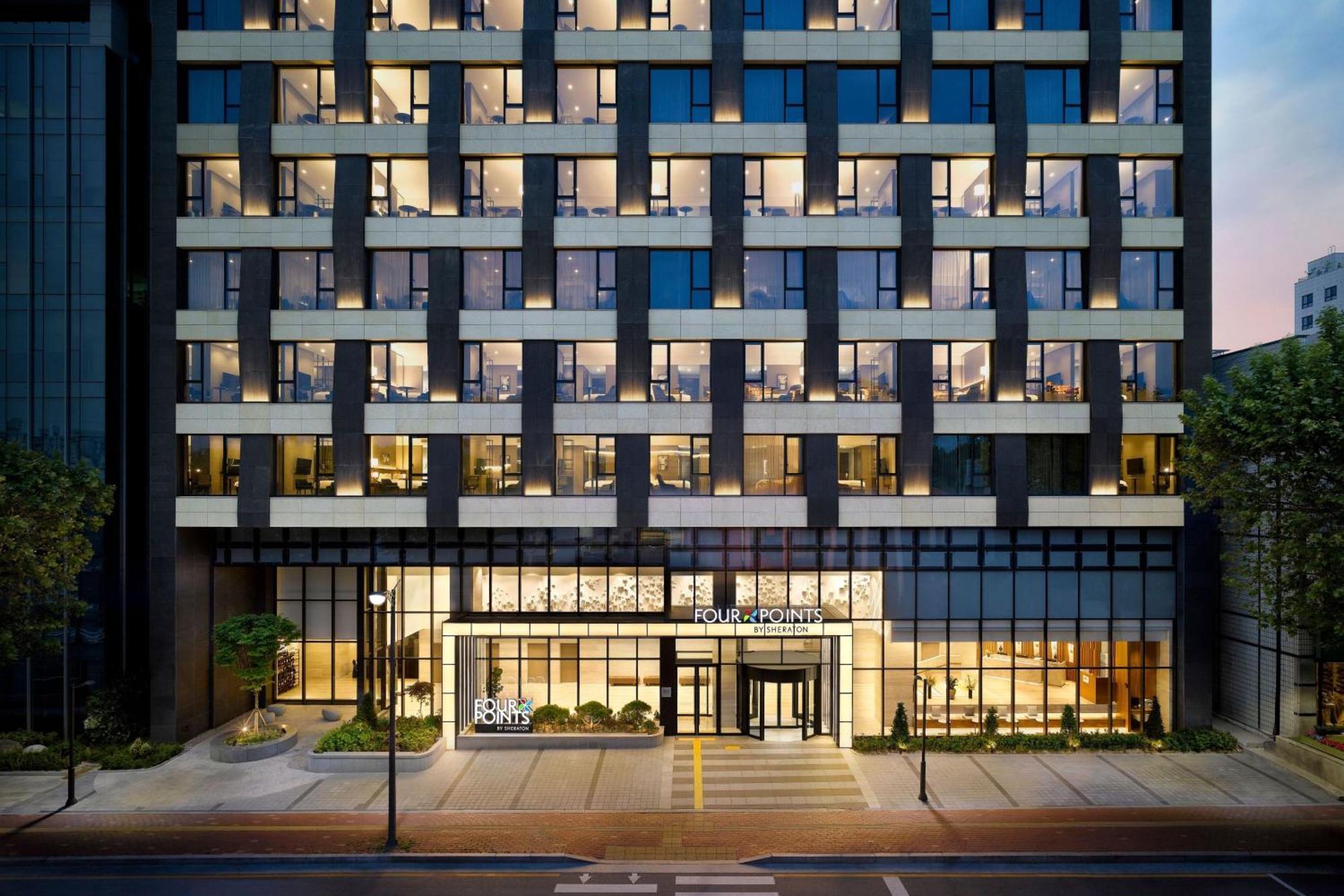 Four Points By Sheraton Suwon Exteriör bild