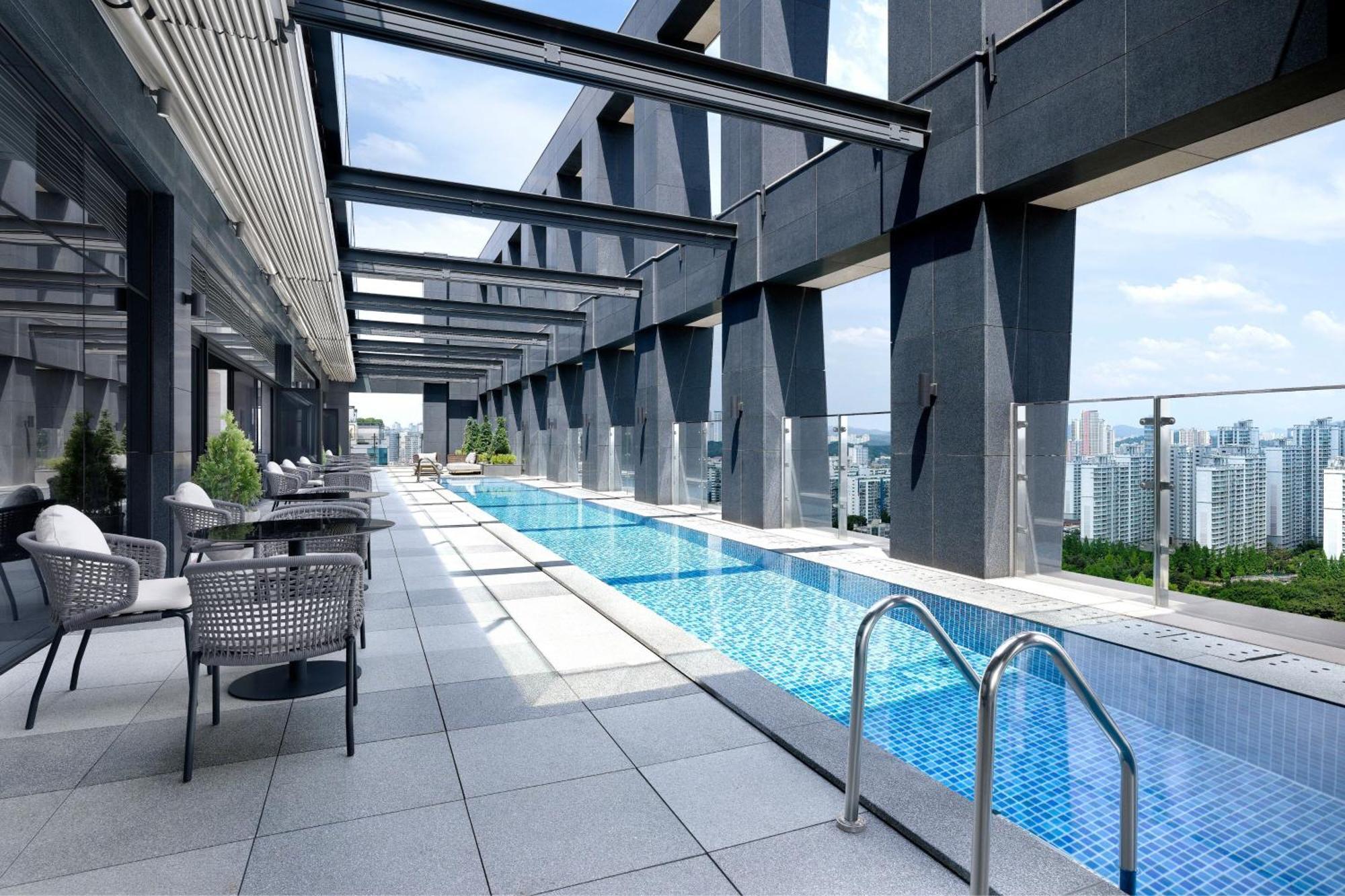 Four Points By Sheraton Suwon Exteriör bild