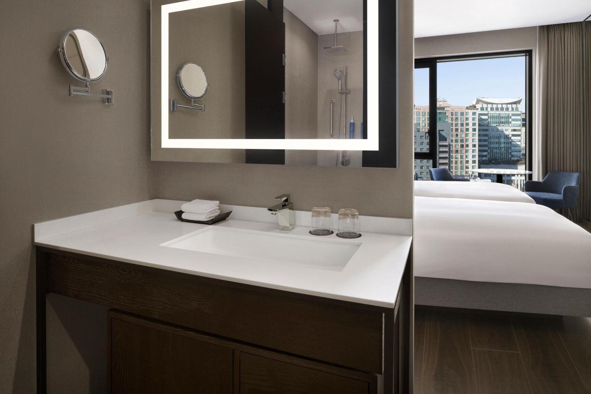 Four Points By Sheraton Suwon Exteriör bild