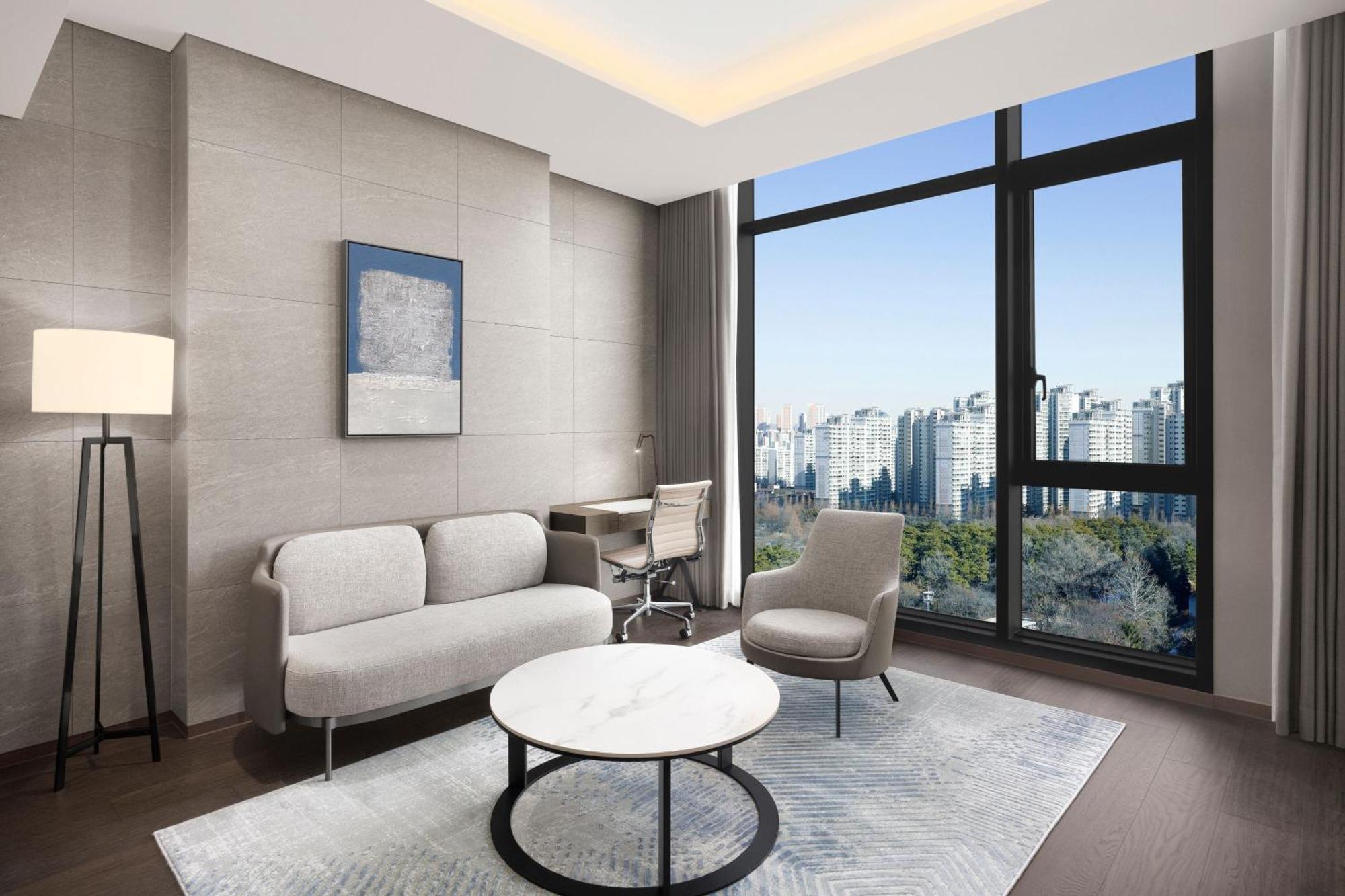 Four Points By Sheraton Suwon Exteriör bild